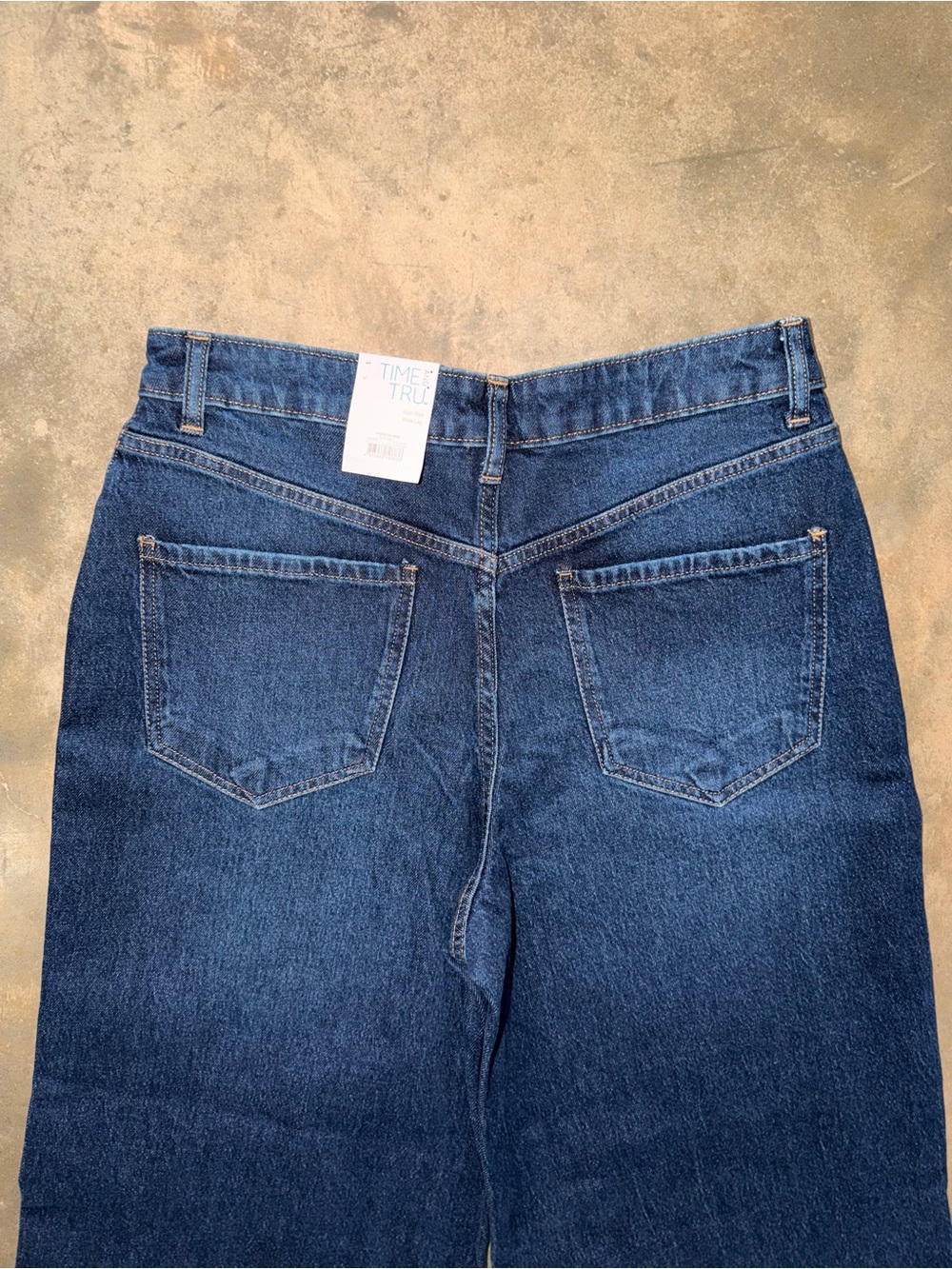 NWT Time and Tru High Rise Wide Leg Jeans Dark Wash Size 10 - Picture 3 of 9